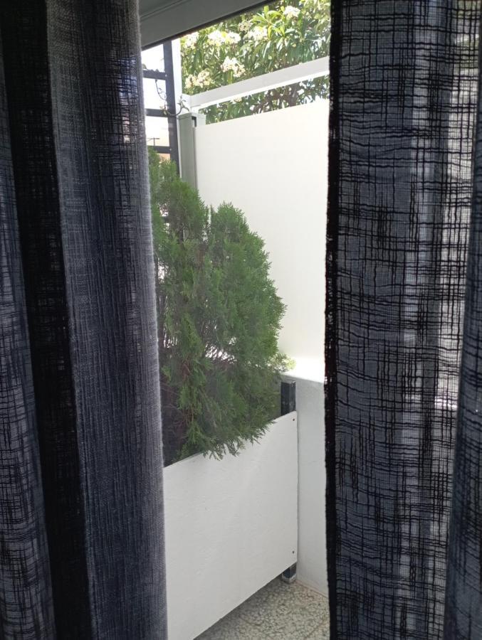 Το Διαμερισμα Τησ Μαιρησ Or Mary'S Apartment Paradeísion エクステリア 写真
